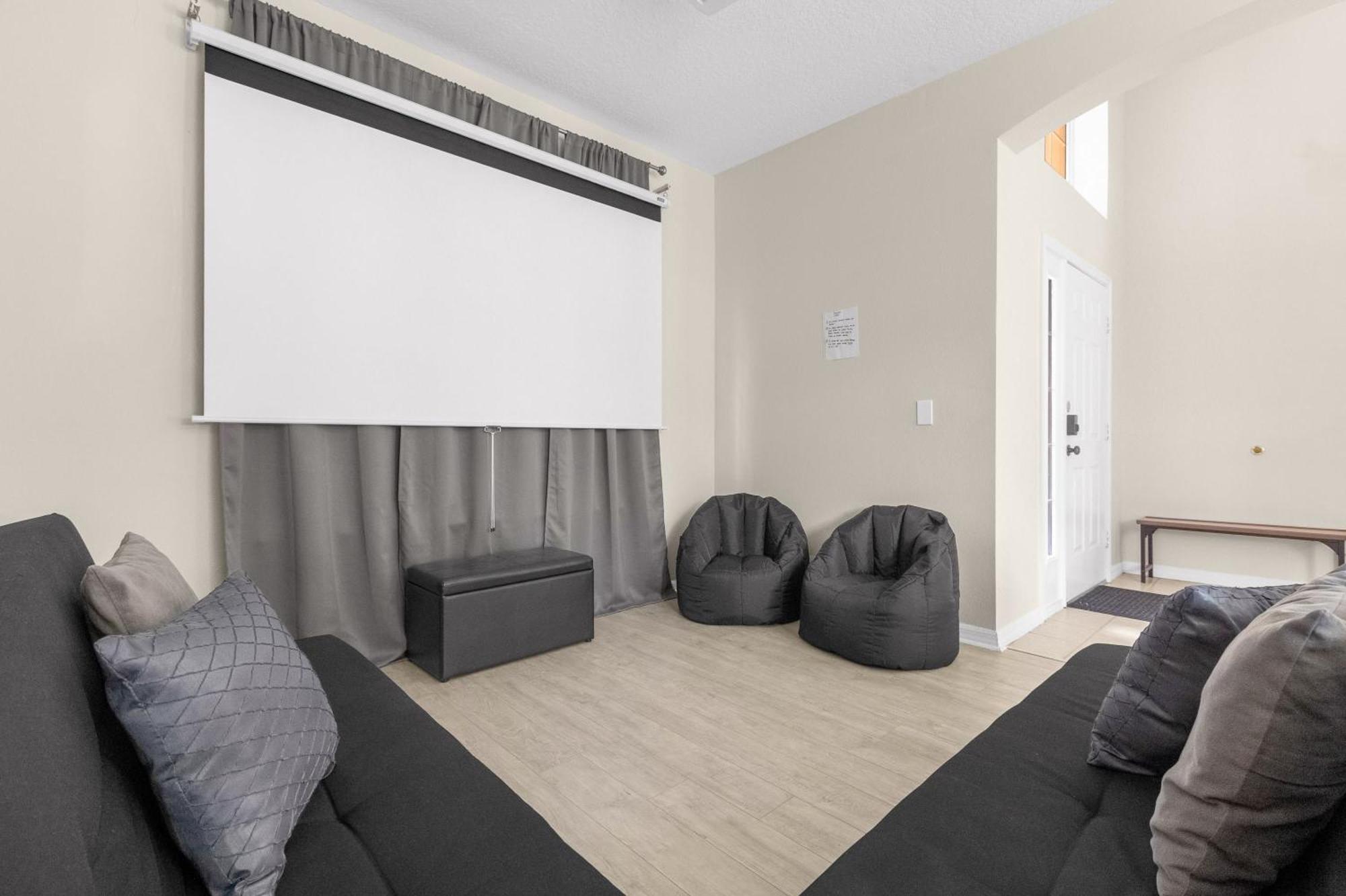 Large Spacious Home W Private Pool & Hot Tub Ντάβενπορτ Εξωτερικό φωτογραφία