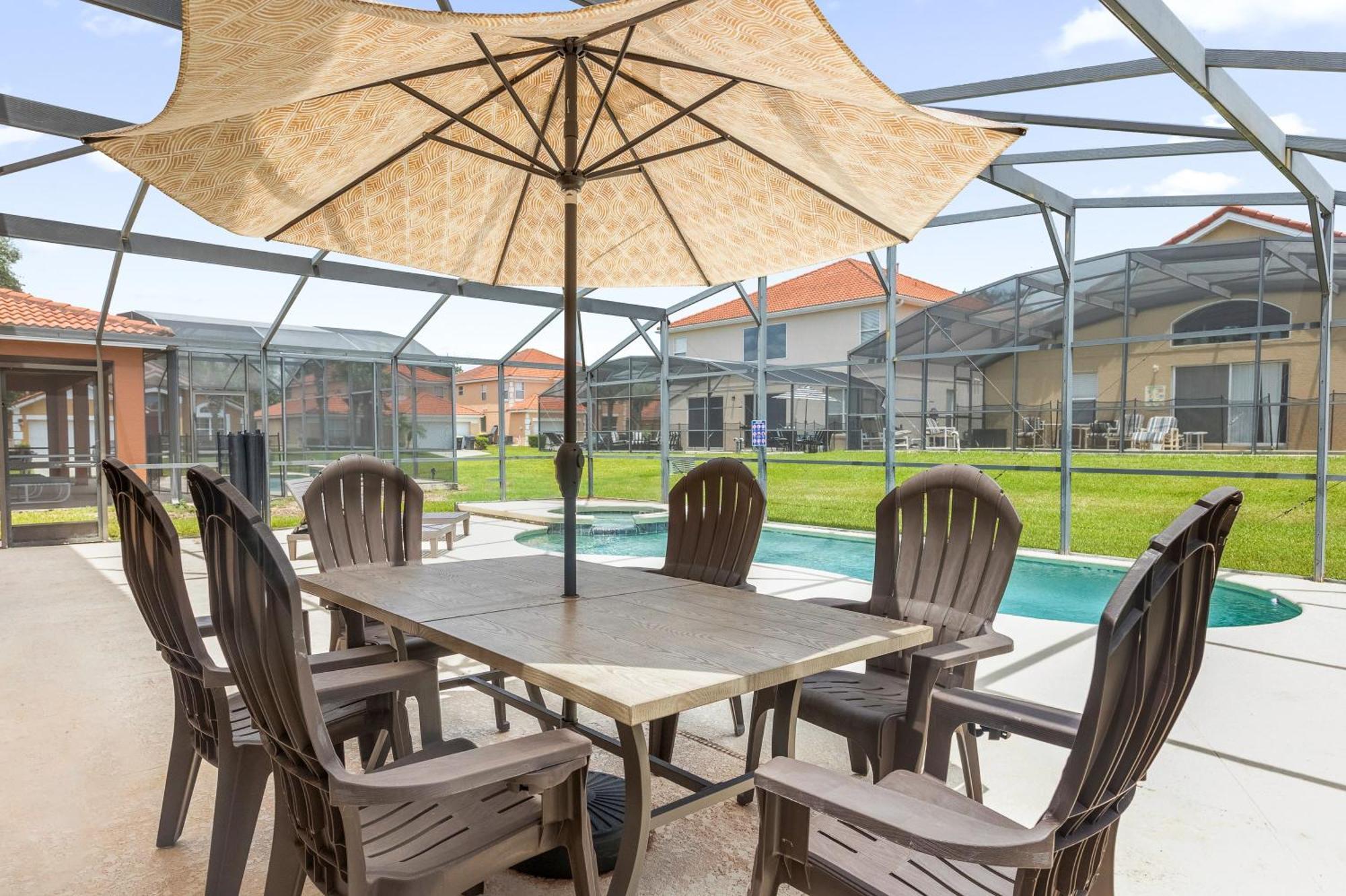 Large Spacious Home W Private Pool & Hot Tub Ντάβενπορτ Εξωτερικό φωτογραφία